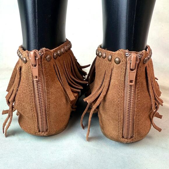 Steve Madden Surrie Brown Suede Leather Studden Ankle Fringe Moccasin Sandals - Picture 5 of 9